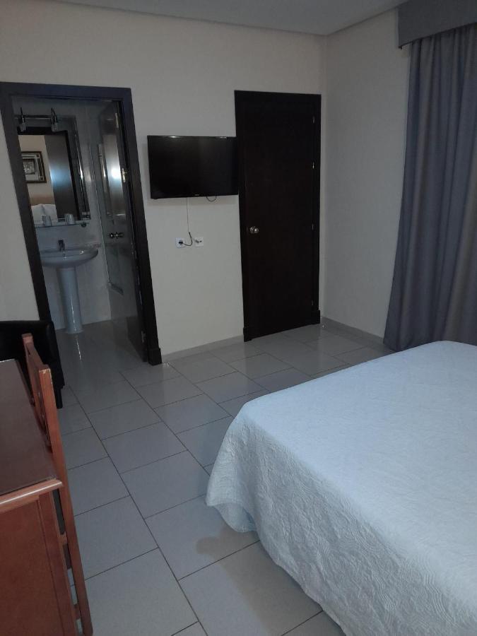 Hotel Roma San Fernando